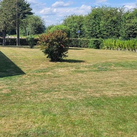 Maison De Campagne Bièvre Kültér fotó